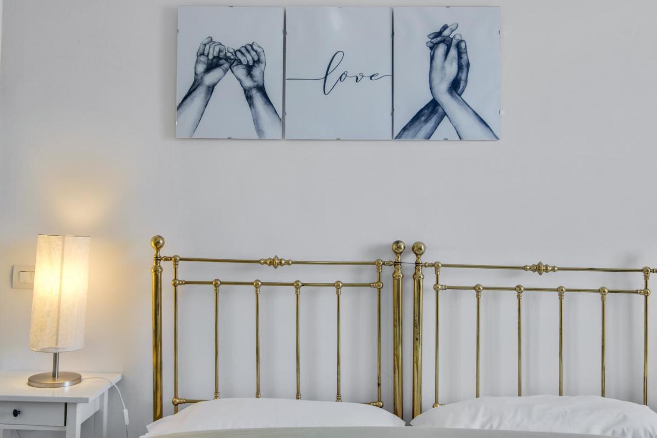A Due Passi Dal Ponte Apartment - Affitti Brevi Italia Gravina in Puglia Bagian luar foto